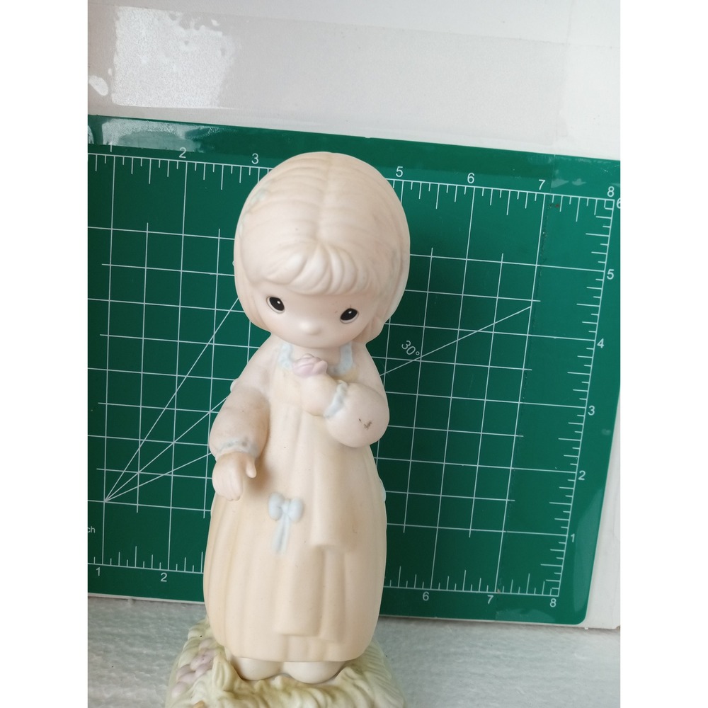 Precious Moments Summers Joy Figurine Girl with‎ Flower & Duck -1984 Enesco